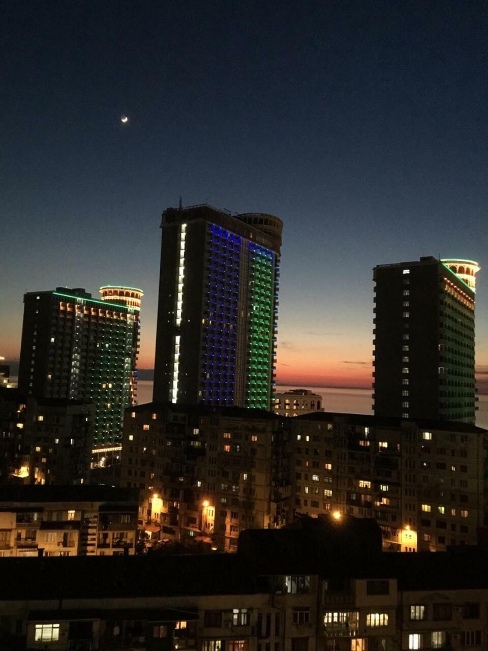 Pirosmani 18D, 12 Floor Apartment Batumi Ngoại thất bức ảnh